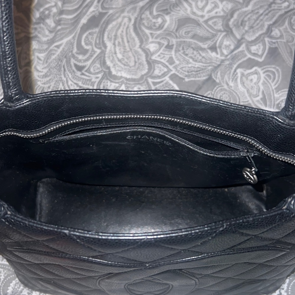 Black Quilted Chanel Bag - Picture 3 of 6